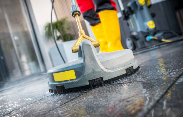 Why Choose Our Certified Pressure Washing Experts for Your Project Needs in Bennettsville, SC?